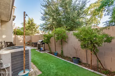 2925 E Dunbar Drive, Phoenix, AZ 85042 - Photo 21