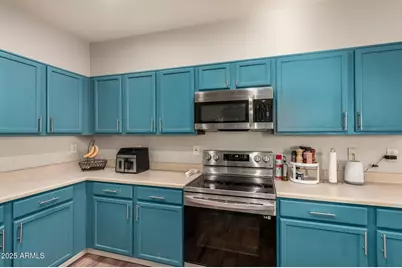 2925 E Dunbar Drive, Phoenix, AZ 85042 - Photo 11