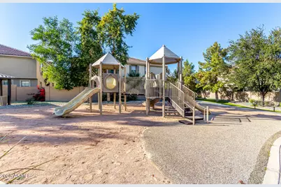 2925 E Dunbar Drive, Phoenix, AZ 85042 - Photo 23