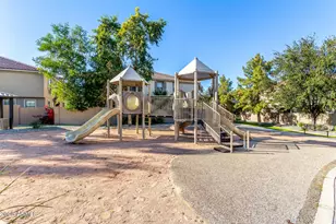 2925 E Dunbar Dr, Phoenix, AZ 85042 - Photo 23