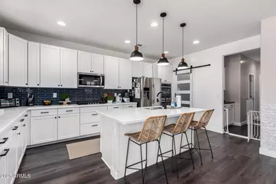 2510 E Fawn Drive, Phoenix, AZ 85042 - Photo 13