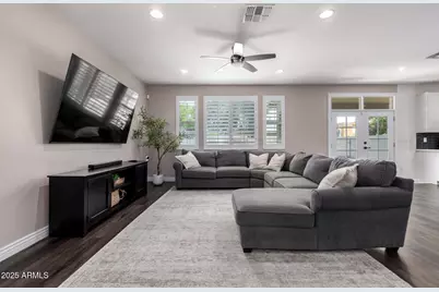 2510 E Fawn Drive, Phoenix, AZ 85042 - Photo 3