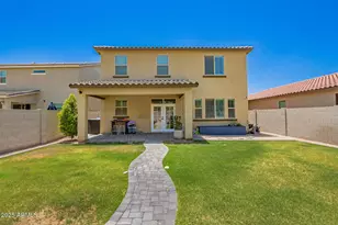 2510 E Fawn Dr, Phoenix, AZ 85042 - Photo 31