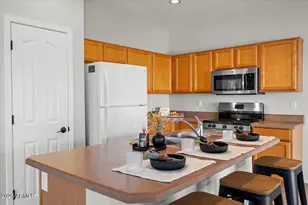 6512 W Range Mule Dr, Phoenix, AZ 85083 - Photo 9