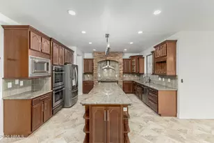 18336 W Banff Ln, Surprise, AZ 85388 - Photo 17