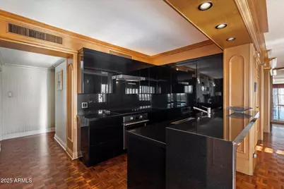 2201 N Central Avenue #8-C, Phoenix, AZ 85004 - Photo 11