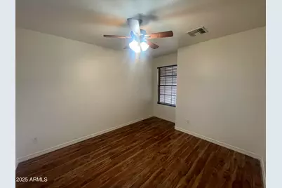 516 E Wolf Hollow Drive, Casa Grande, AZ 85122 - Photo 11