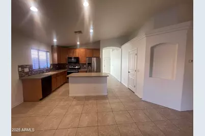 516 E Wolf Hollow Drive, Casa Grande, AZ 85122 - Photo 3