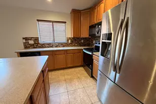 516 E Wolf Hollow Dr, Casa Grande, AZ 85122 - Photo 11