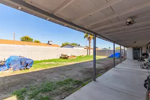 7136 W Westview Dr, Phoenix, AZ 85033 - Photo 23