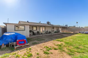 7136 W Westview Dr, Phoenix, AZ 85033 - Photo 21