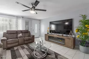 7136 W Westview Dr, Phoenix, AZ 85033 - Photo 5