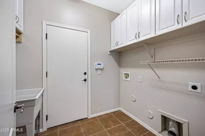 17915 W Maui Lane, Surprise, AZ 85388 - Photo 33