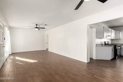 9222 S Montezuma Street, Phoenix, AZ 85041 - Photo 9