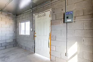 9222 S Montezuma St, Phoenix, AZ 85041 - Photo 27