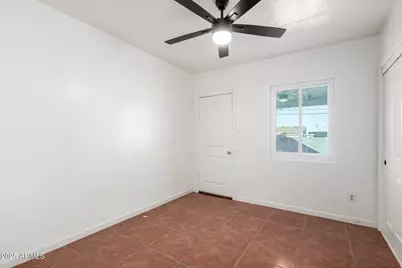 9222 S Montezuma Street, Phoenix, AZ 85041 - Photo 17