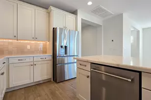 17864 W Thistle Landing Dr, Goodyear, AZ 85338 - Photo 9