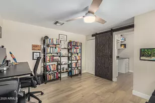 3845 E Glenrosa Ave, Phoenix, AZ 85018 - Photo 25