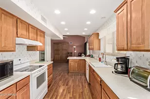 13903 W Elmbrook Dr, Sun City West, AZ 85375 - Photo 11