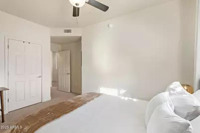 5450 E Deer Valley Drive #4199, Phoenix, AZ 85054 - Photo 17