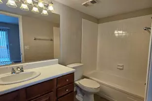 3329 W Danbury Dr, Phoenix, AZ 85053 - Photo 15