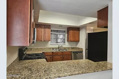 3329 W Danbury Drive #F113, Phoenix, AZ 85053 - Photo 9