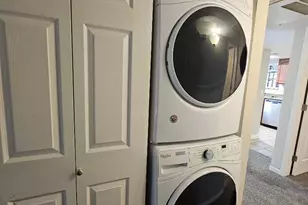 3329 W Danbury Dr, Phoenix, AZ 85053 - Photo 11