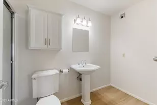 8363 E Indian School Rd, Scottsdale, AZ 85251 - Photo 17