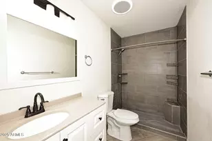 902 N 96th St, Mesa, AZ 85207 - Photo 17