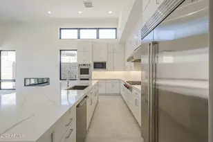 14125 E Highland Ave, Fountain Hills, AZ 85268 - Photo 25