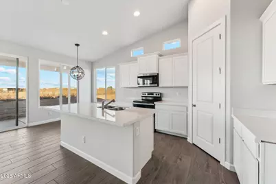 31707 W Buchanan Street, Buckeye, AZ 85326 - Photo 11