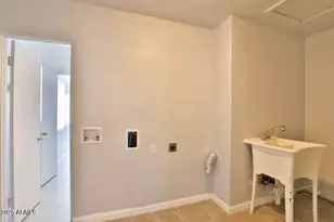 345 W Windsor Ave, Phoenix, AZ 85003 - Photo 21