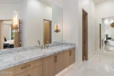 5517 N 68th Place, Paradise Valley, AZ 85253 - Photo 27