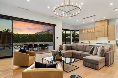 5517 N 68th Place, Paradise Valley, AZ 85253 - Photo 11