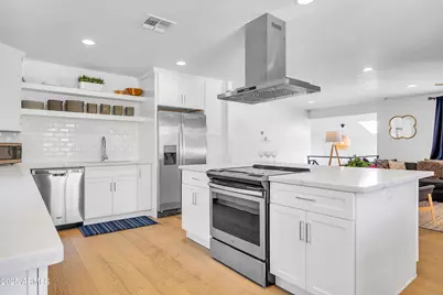 8614 E Monterey Way, Scottsdale, AZ 85251 - Photo 81