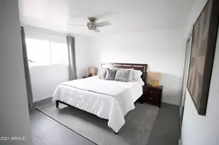 8614 E Monterey Way, Scottsdale, AZ 85251 - Photo 31