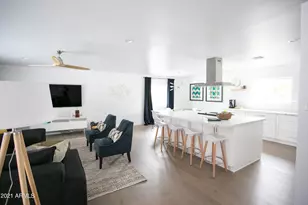 8614 E Monterey Way, Scottsdale, AZ 85251 - Photo 41