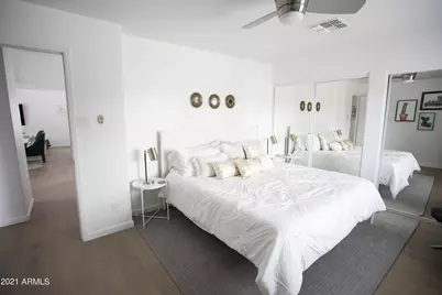 8614 E Monterey Way, Scottsdale, AZ 85251 - Photo 49