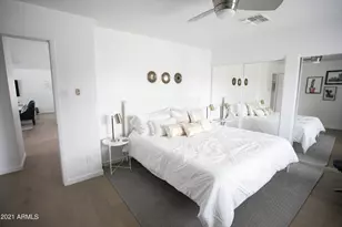 8614 E Monterey Way, Scottsdale, AZ 85251 - Photo 49