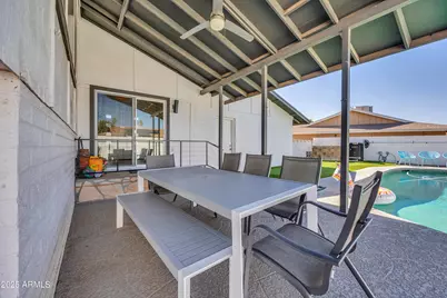 8614 E Monterey Way, Scottsdale, AZ 85251 - Photo 25