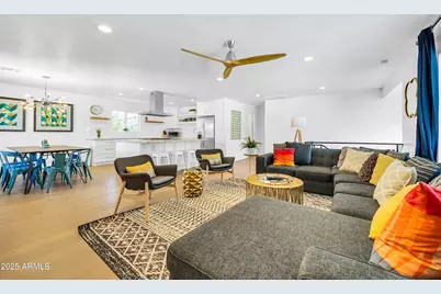 8614 E Monterey Way, Scottsdale, AZ 85251 - Photo 5