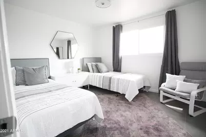 8614 E Monterey Way, Scottsdale, AZ 85251 - Photo 33