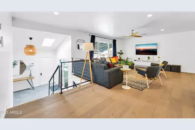 8614 E Monterey Way, Scottsdale, AZ 85251 - Photo 3