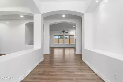 12809 S 177th Avenue, Goodyear, AZ 85338 - Photo 5