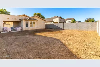 45242 W Sage Brush Drive, Maricopa, AZ 85139 - Photo 19