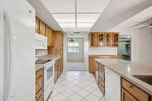 12718 W Omega Dr, Sun City West, AZ 85375 - Photo 9