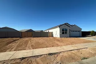 25544 N 183rd Dr, Wittmann, AZ 85361 - Photo 3
