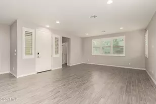 3641 S 58th Dr, Phoenix, AZ 85043 - Photo 13