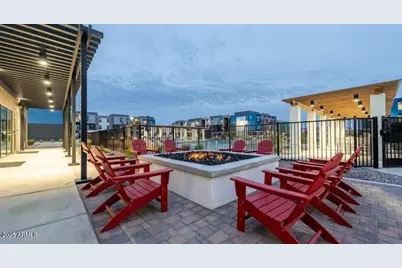 45760 W Village Parkway #1, Maricopa, AZ 85139 - Photo 11