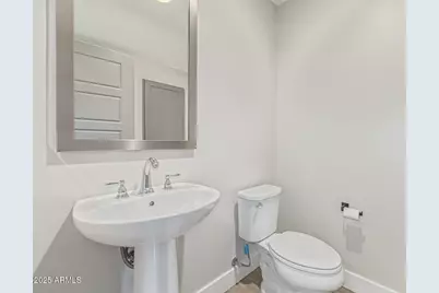 2315 E Pinchot Avenue #113, Phoenix, AZ 85016 - Photo 23